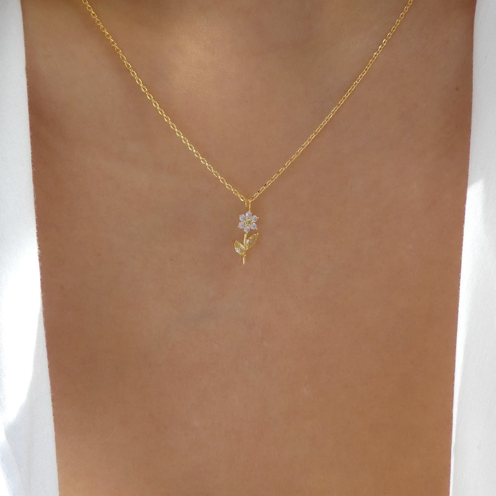 18K Small Flower Necklace