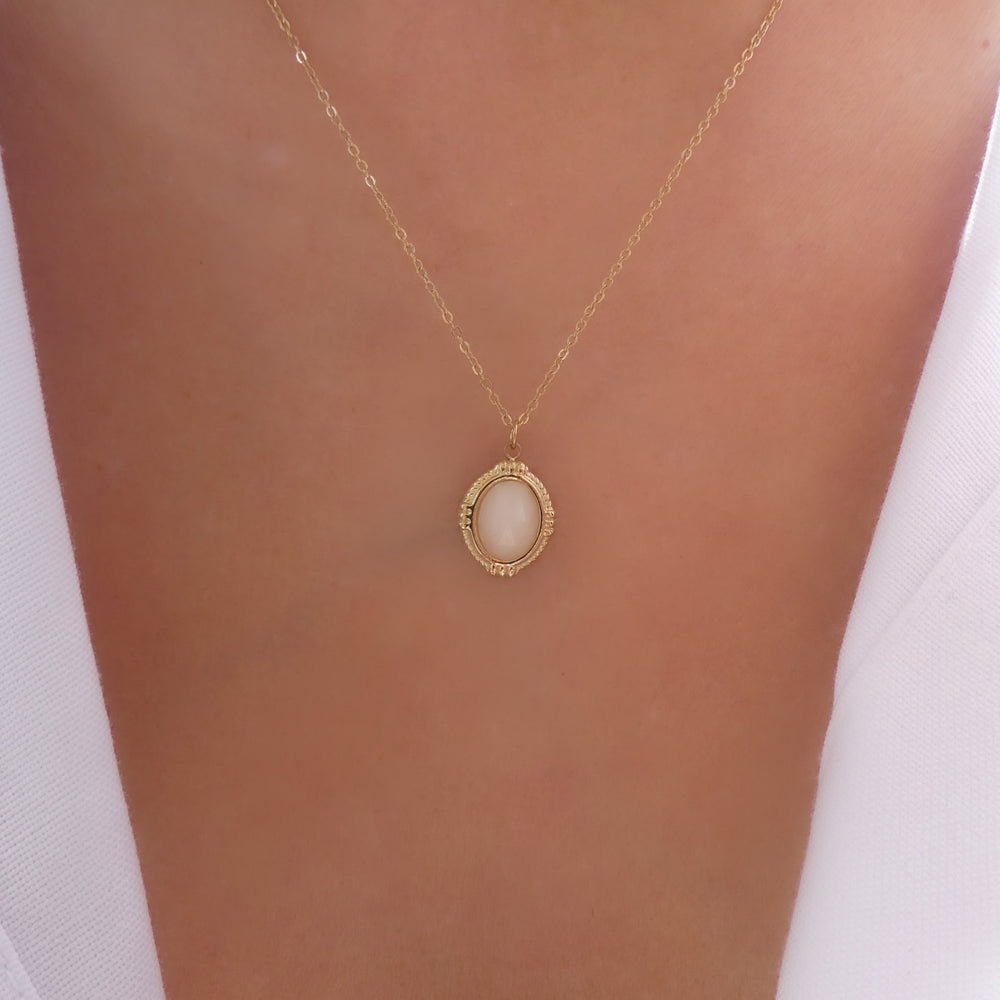 Odelia Necklace (White)