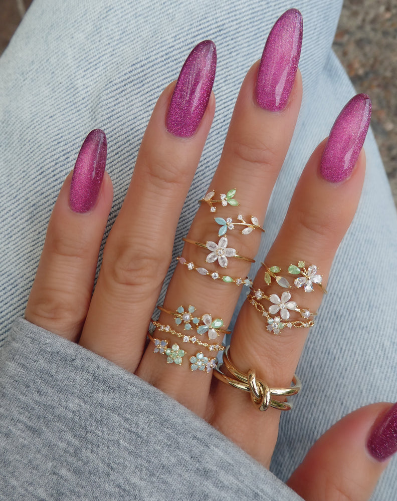 Stevie White Flower Ring