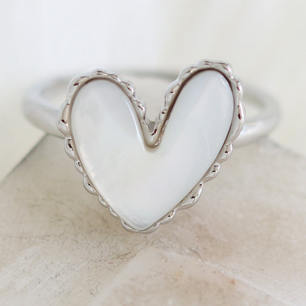 White Heart Ring (Silver)