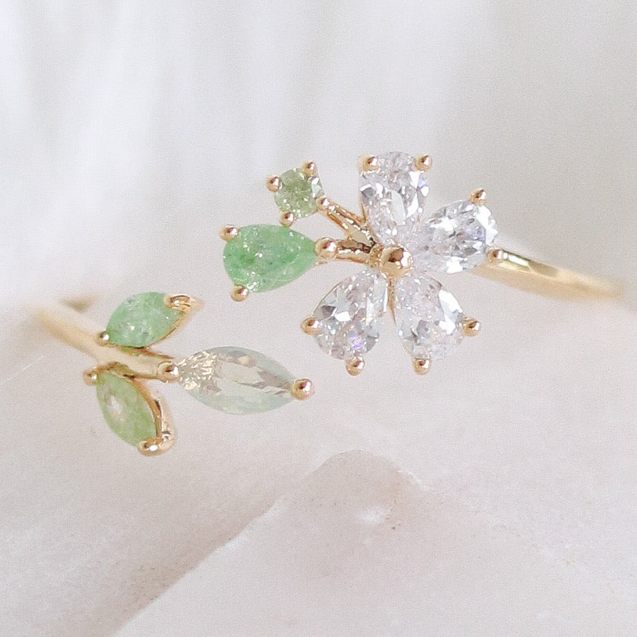 Casey Flower Ring