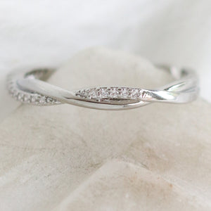 Crystal Twist Ring (Silver)
