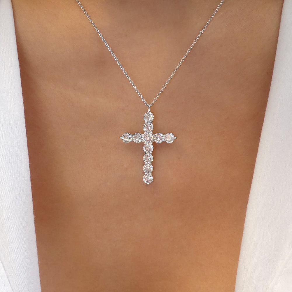 Crystal Naomi Cross Necklace (Silver)