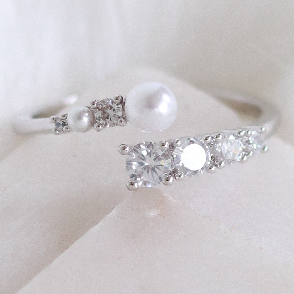Crystal & Pearl Row Ring (Silver)