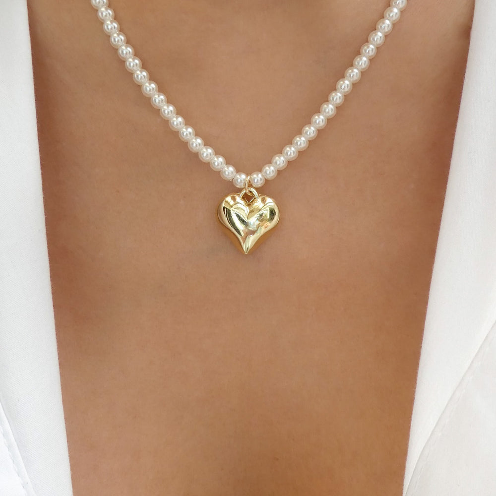 Tamara Heart Pearl Necklace