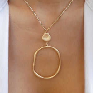 Landon Pendant Necklace (Gold)