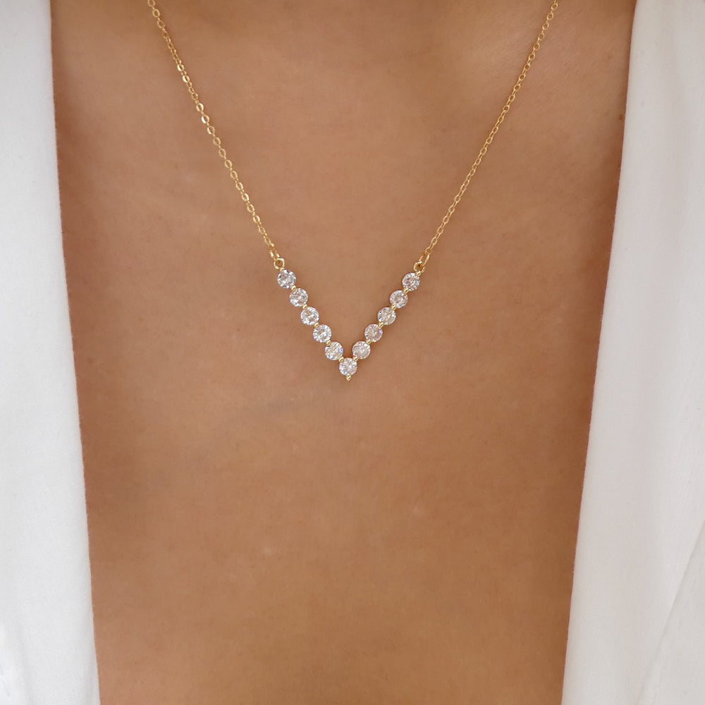 Simple Crystal V Necklace