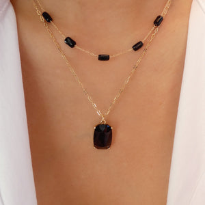 Black Pendant Bead Necklace