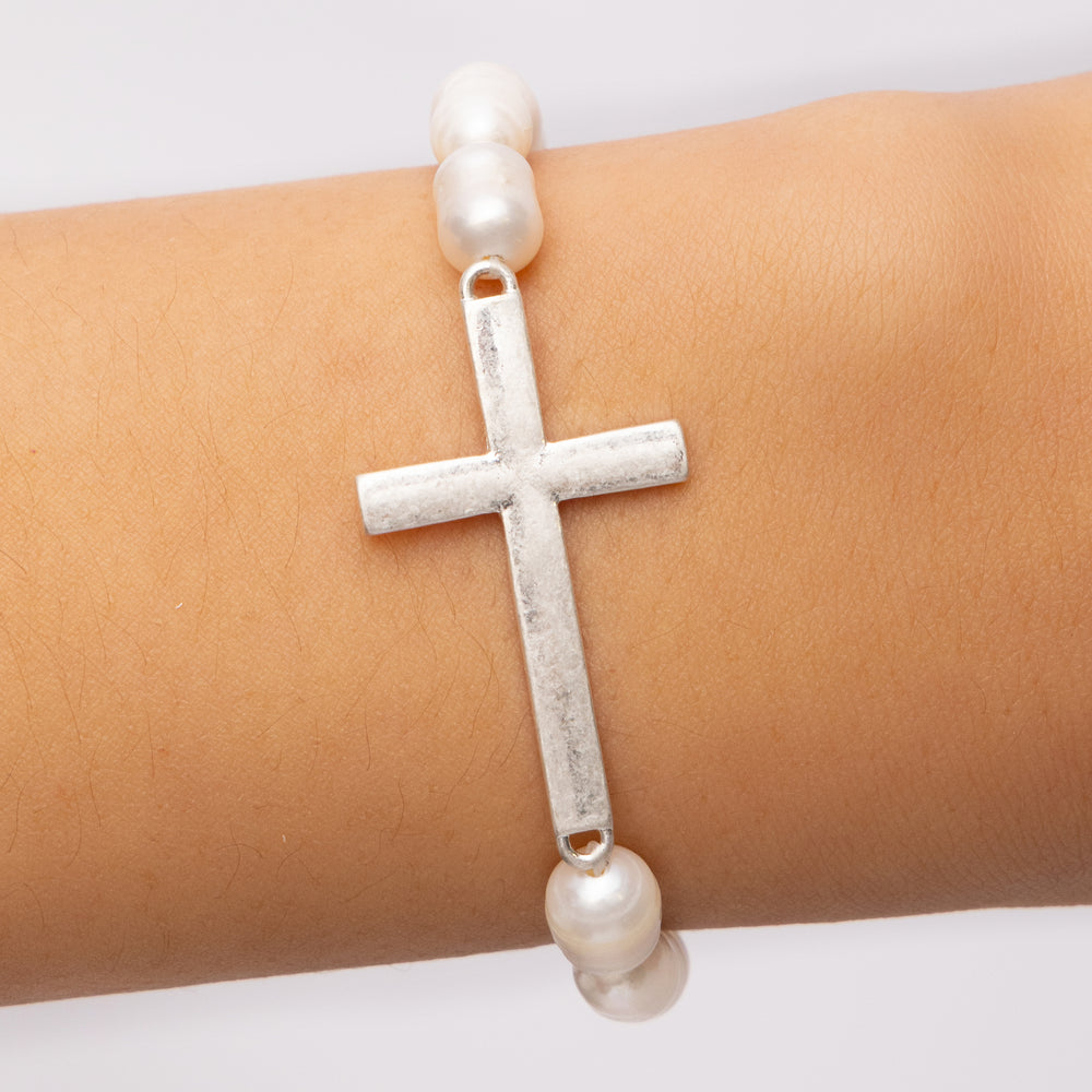 Erin Cross & Pearl Bracelet (Silver)