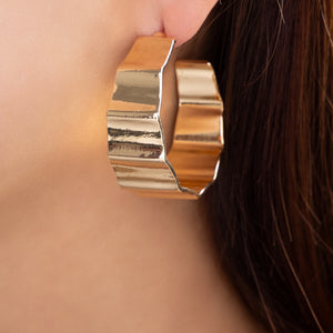 Vanessa Hoops