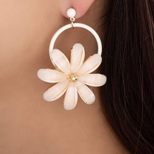 Maddie Flower Earrings (White)