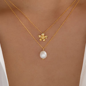 18K Pearl & Flower Necklace