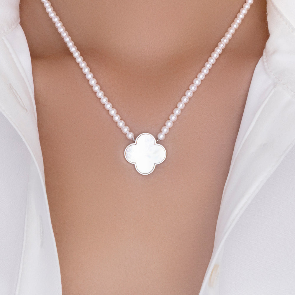 Steffy Pearl Necklace (Silver)