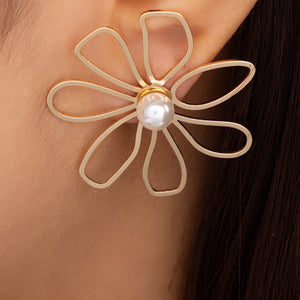 Alora Flower Earrings