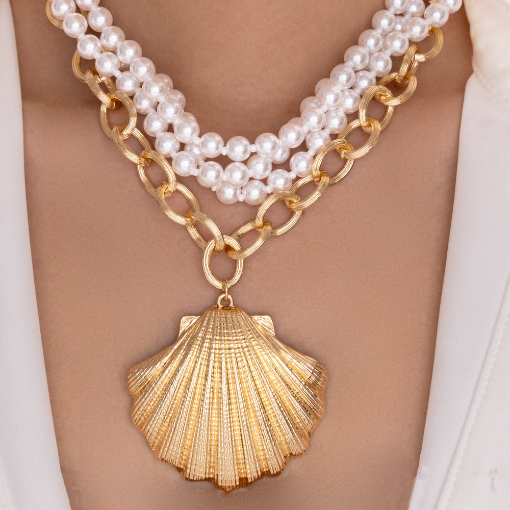Shell & Pearl Necklace Set