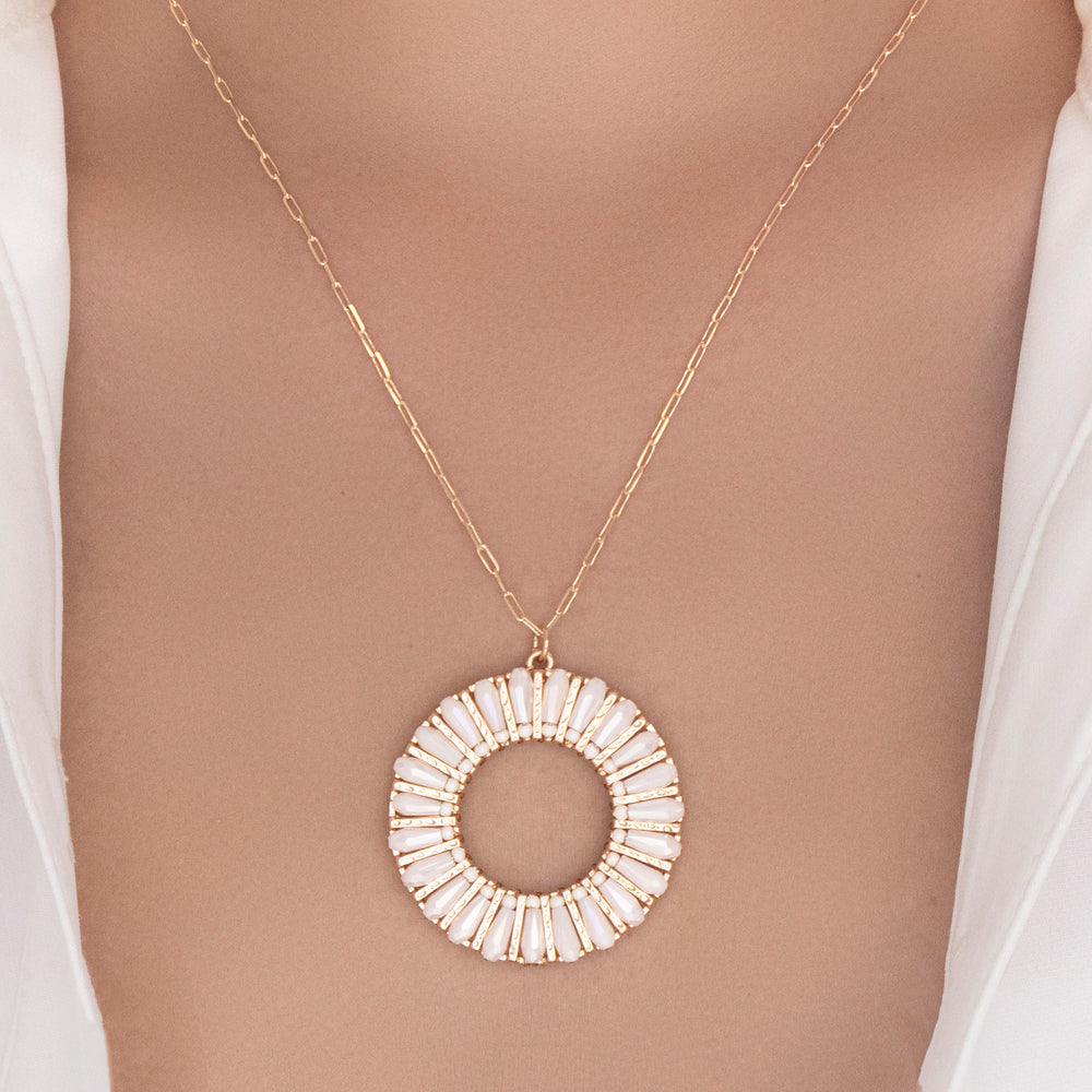 Kyla Pendant Necklace (White)