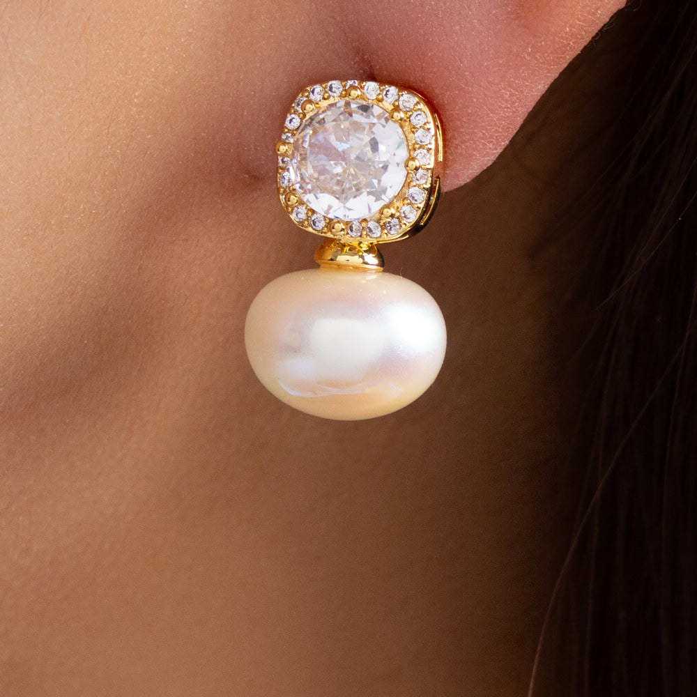 Crystal & Pearl Earrings