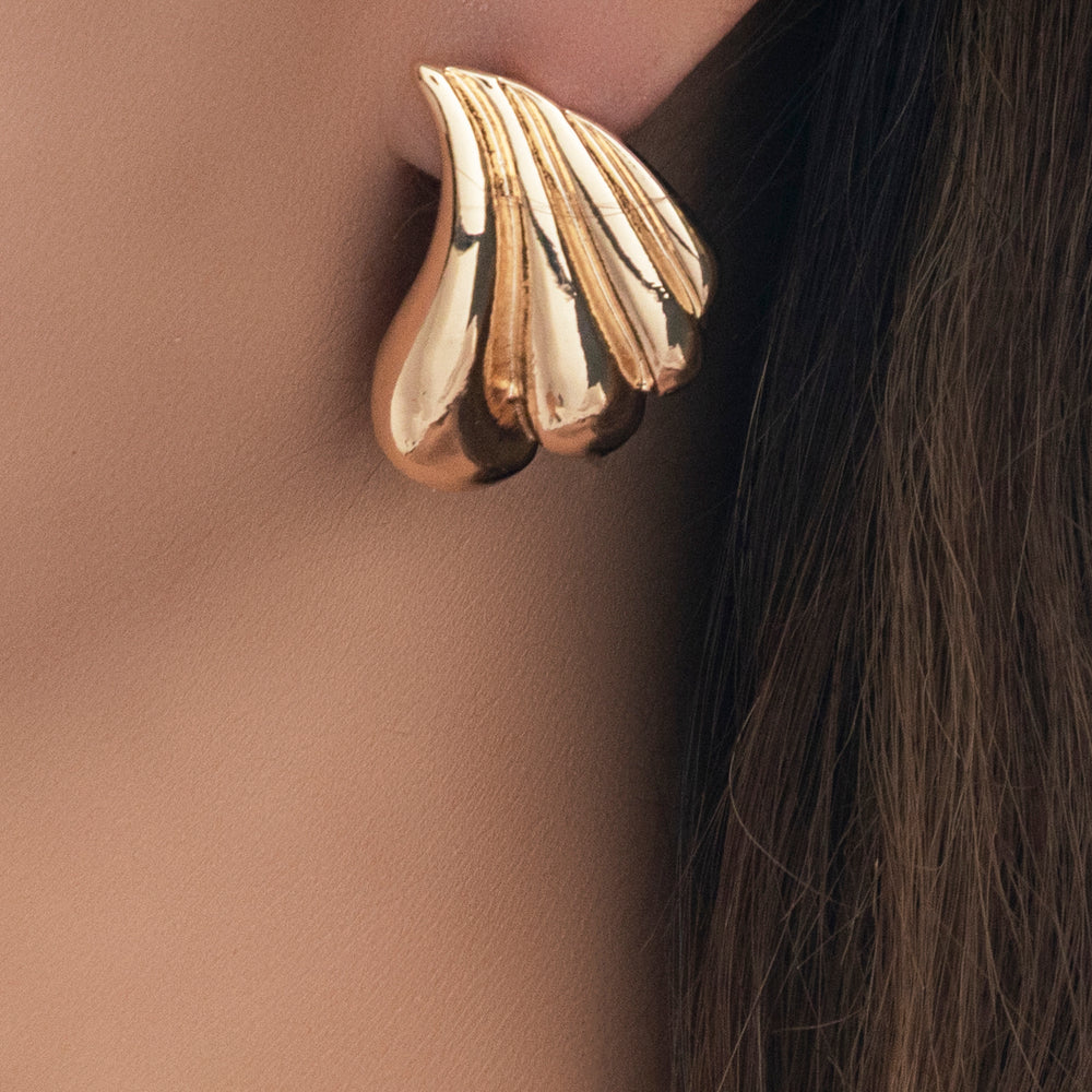 Simple Poppy Earrings