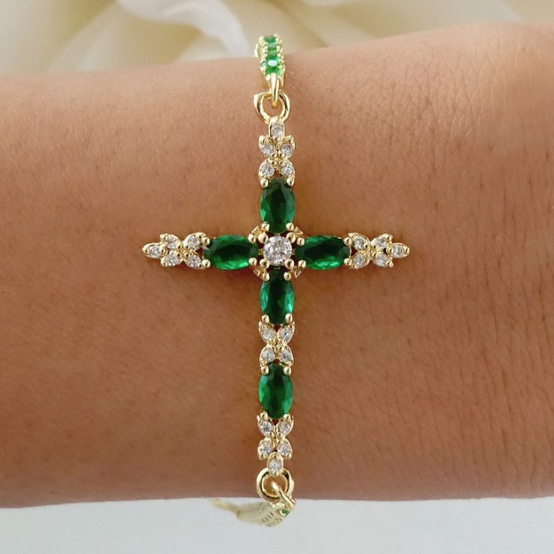 Crystal Everly Cross Bracelet (Emerald)