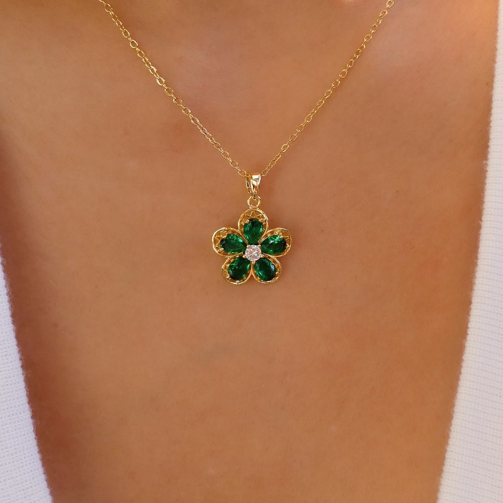 Emerald Malinda Flower Necklace