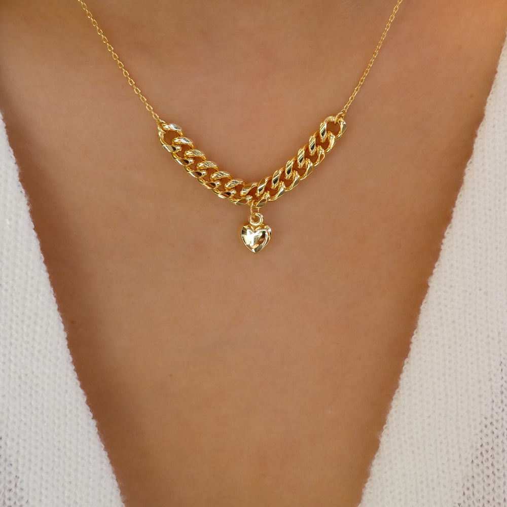 Chain & Heart Necklace