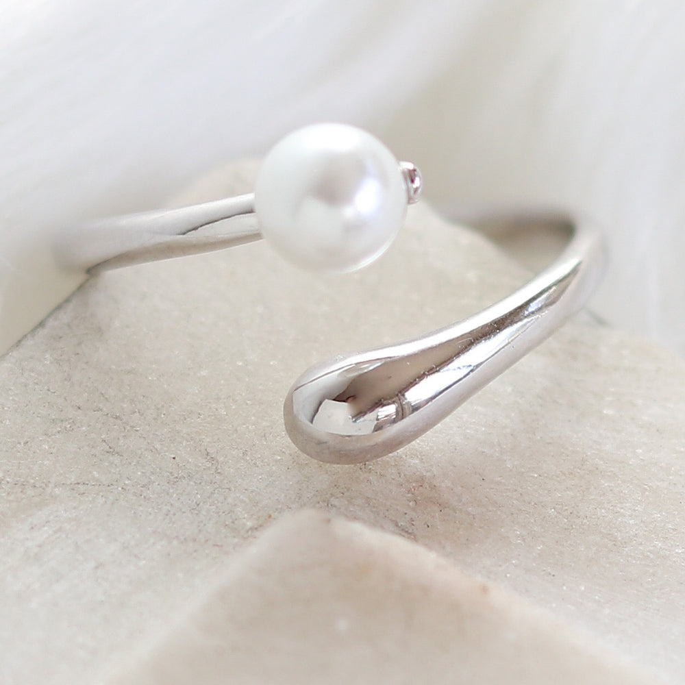 Tommie Pearl Ring (Silver)