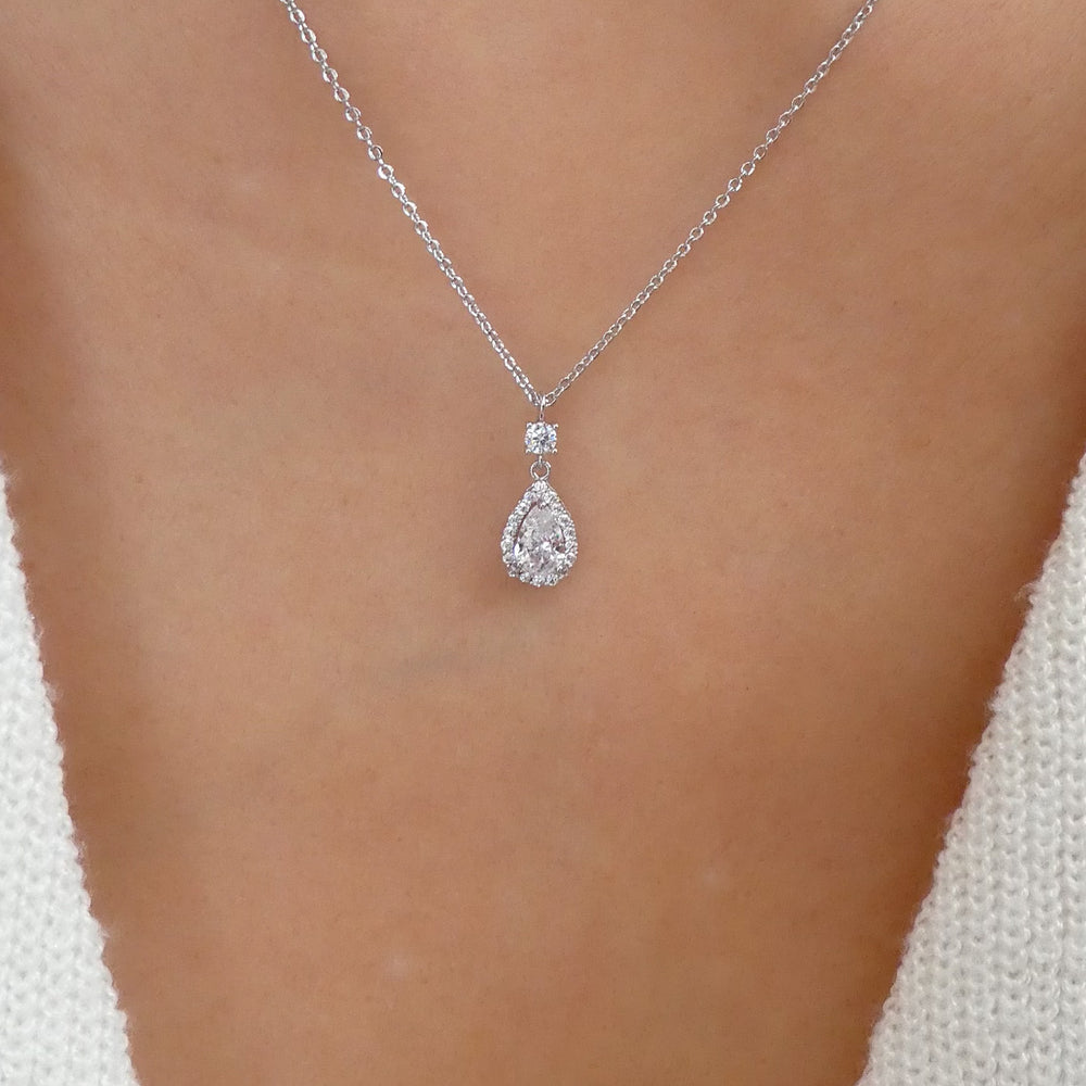 Crystal Amari Necklace (Silver)