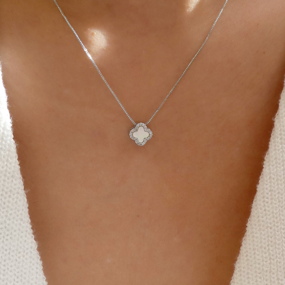 Small White Steffy Necklace (Silver)