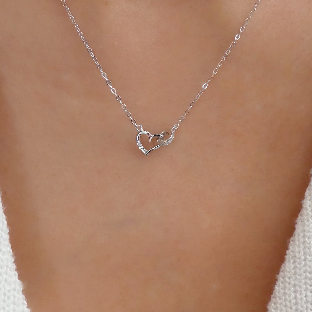 Small Willa Heart Necklace (Silver)