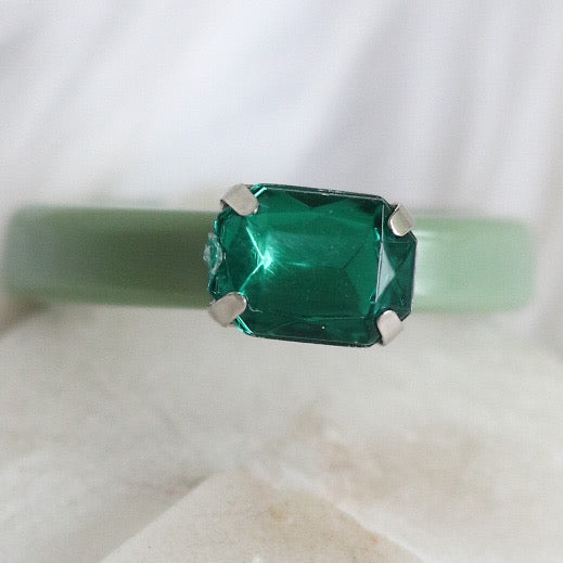 Green Pendant Resin Ring