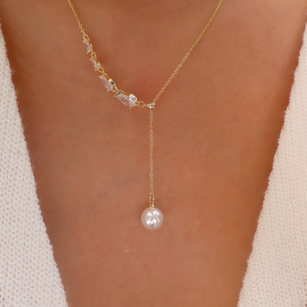 Nina Pearl Drop Necklace