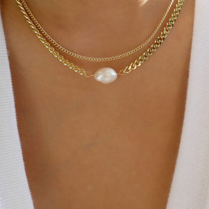 Lainey Pearl Necklace